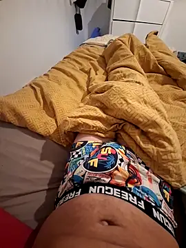 Yoaannn online show from 10/12/25, 08:46