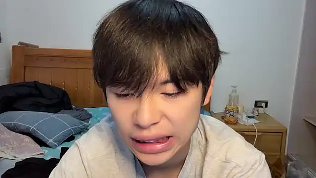 Snapshot of w5206t chatting on 10/30/25, 01:40 w5206t online show from 10/30/25, 01:40