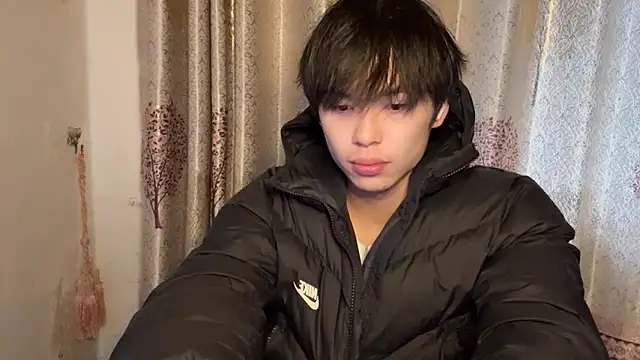 Snapshot of w5206t chatting on 11/08/25, 12:33 w5206t online show from 11/08/25, 12:33