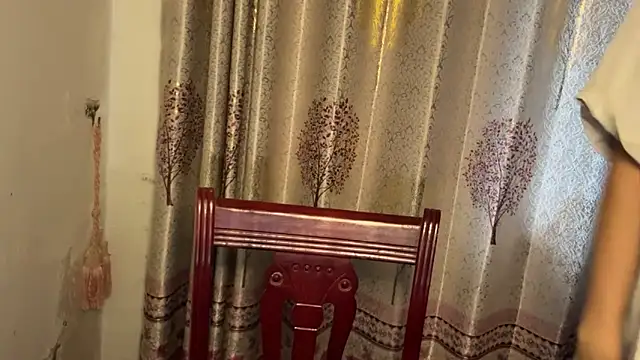 Snapshot of w5206t chatting on 11/09/25, 08:12 w5206t online show from 11/09/25, 08:12