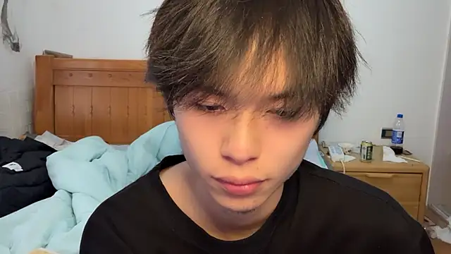 Snapshot of w5206t chatting on 11/13/25, 12:31 w5206t online show from 11/13/25, 12:31