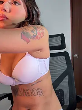 Danicute  online show from 09/18/25, 06:04