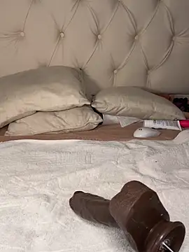 Danicute  online show from 10/24/25, 01:03