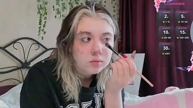 IrisSoCute online show from 09/10/25, 04:23