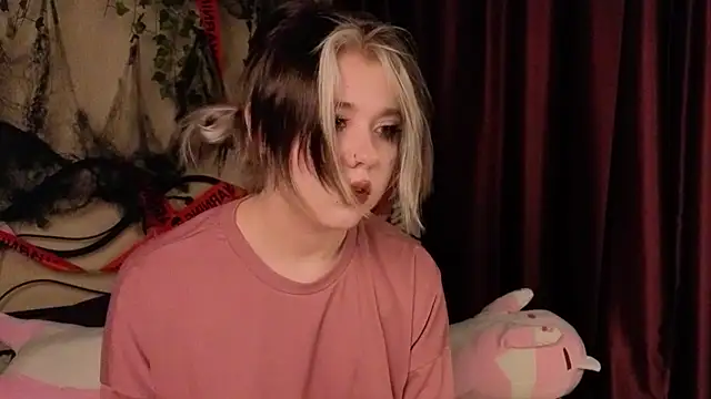 IrisSoCute online show from 11/04/25, 11:20