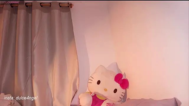 dulceangel   online show from 11/27/25, 03:08