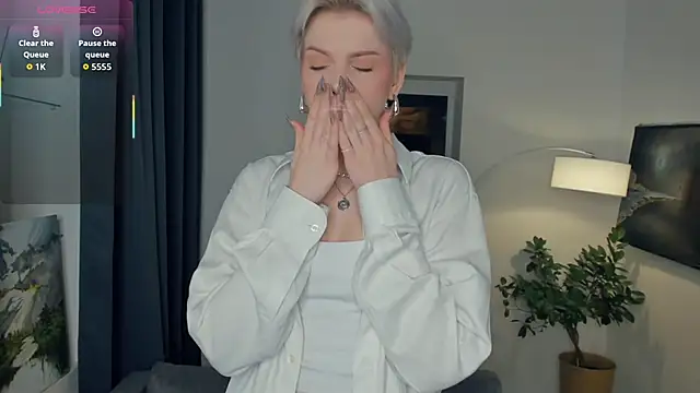 OdelynaAsp online show from 10/26/25, 11:49