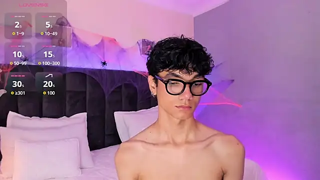 Phillicious   online show from 10/11/25, 09:13