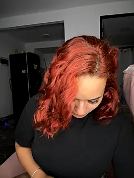 MargothWolfe online show from 10/14/25, 04:24