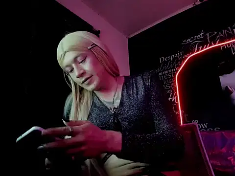 Megam  online show from 09/15/25, 10:54