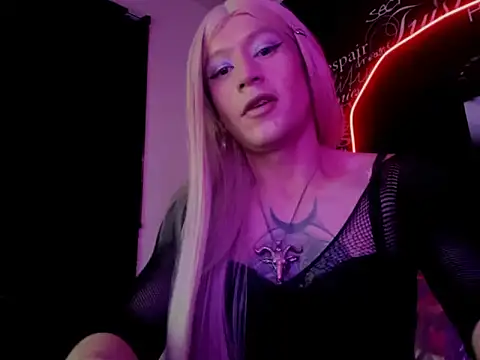 Megam  online show from 09/19/25, 03:52