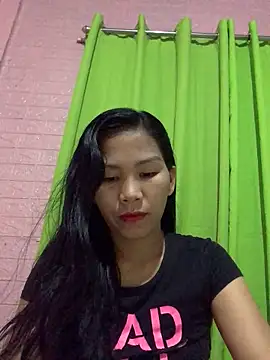 Snapshot of Cleo17 chatting on 01/15/26, 01:05 Cleo17 online show from 01/15/26, 01:05