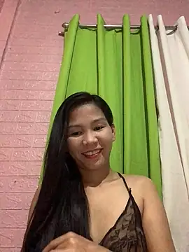 Snapshot of Cleo17 chatting on 04/06/26, 02:51 Cleo17 online show from 04/06/26, 02:51