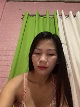 Snapshot of Cleo17 chatting on 04/12/26, 02:11 Cleo17 online show from 04/12/26, 02:11