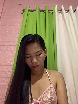 Snapshot of Cleo17 chatting on 05/17/26, 01:29 Cleo17 online show from 05/17/26, 01:29