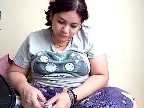 Kitty WetXxX online show from 09/13/25, 10:09