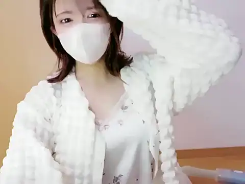 Snapshot of Nachu_72 chatting on 12/15/25, 12:26 Nachu 72 online show from 12/15/25, 12:26