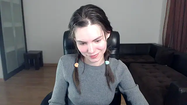 AmelieReve online show from 09/29/25, 04:34