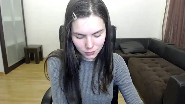 AmelieReve online show from 10/27/25, 04:00