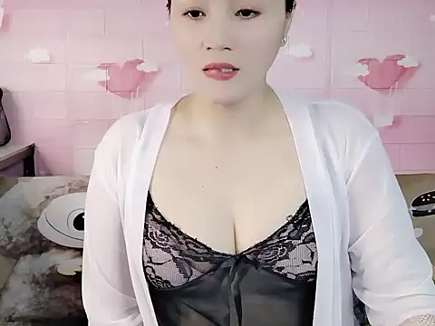 Miu 9117 online show from 09/10/25, 12:21