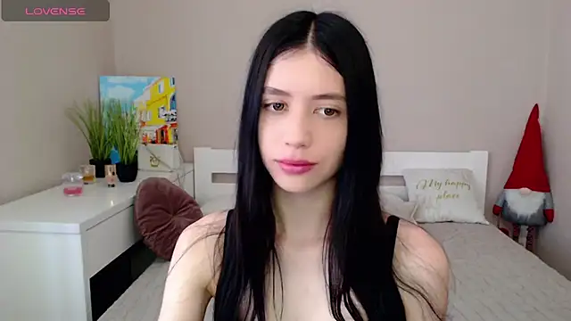 SelinLi online show from 06/09/26, 06:25