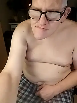 Snapshot of GordianWhirling chatting on 11/22/25, 02:54 GordianWhirling online show from 11/22/25, 02:54