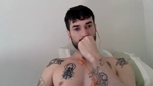 Snapshot of Fubinha chatting on 09/15/25, 01:55 Fubinha online show from 09/15/25, 01:55