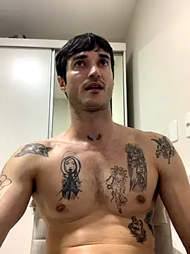 Snapshot of Fubinha chatting on 10/15/25, 01:06 Fubinha online show from 10/15/25, 01:06