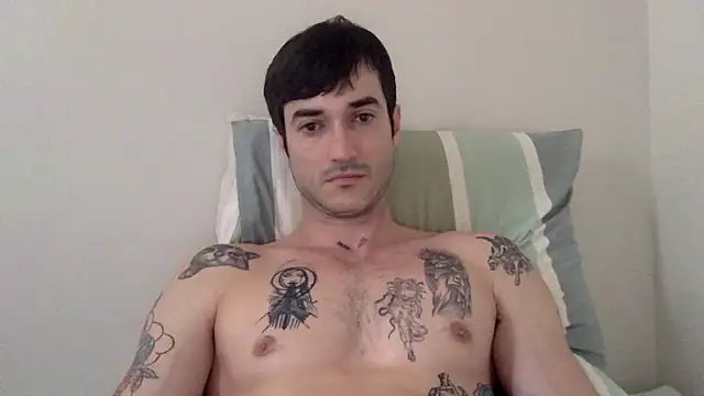 Snapshot of Fubinha chatting on 10/15/25, 02:06 Fubinha online show from 10/15/25, 02:06