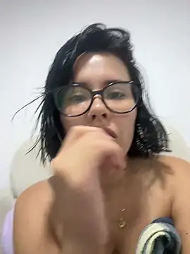 girldom online show from 07/24/26, 02:42