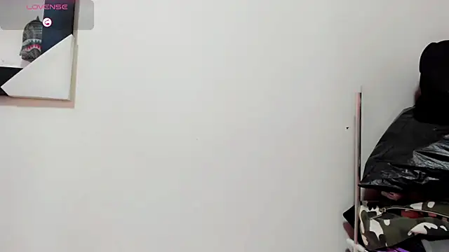 Britany montiel online show from 05/25/26, 07:09