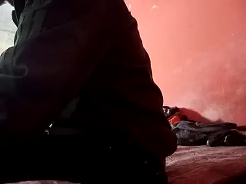 Snapshot of Hay-Viene-El-Huyy chatting on 11/30/25, 04:33 Hay-Viene-El-Huyy online show from 11/30/25, 04:33