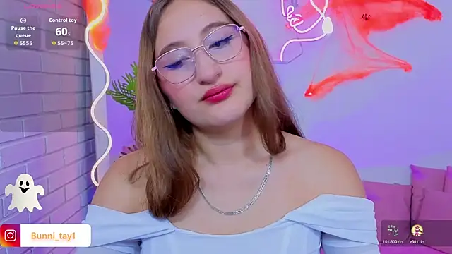 Bunni tay online show from 10/30/25, 11:33