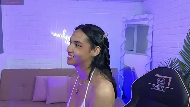 artemiss tay online show from 11/07/25, 07:14