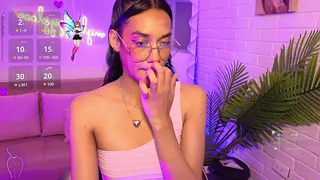 artemiss tay online show from 11/08/25, 07:01