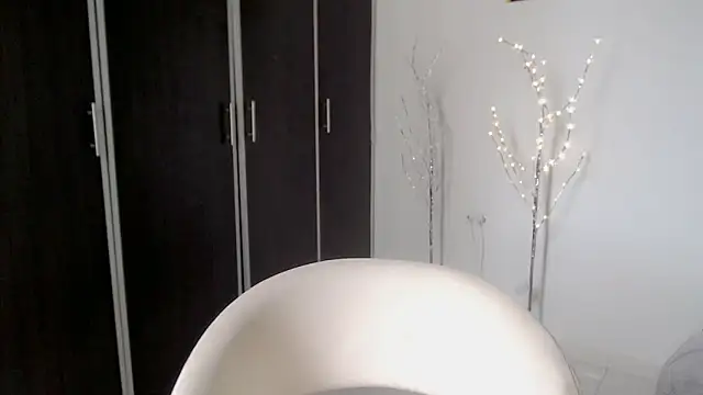 Snapshot of Darlyn_big chatting on 11/20/25, 07:13 Darlyn big online show from 11/20/25, 07:13