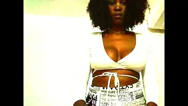 DesiredQueen25 online show from 09/15/25, 10:59