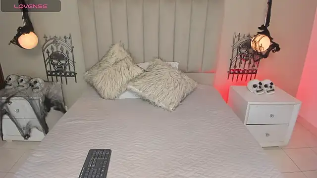 Dani rosse  online show from 10/18/25, 01:12