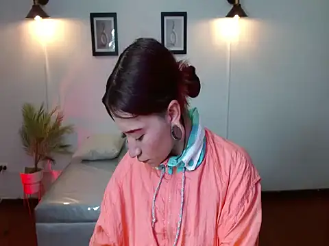 Evanss lx online show from 11/14/25, 12:48