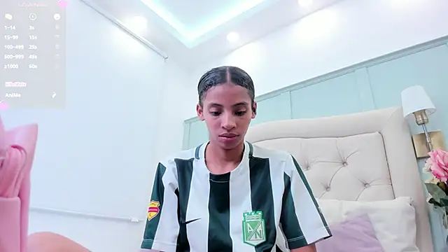 sarah ashbourne online show from 10/19/25, 01:56