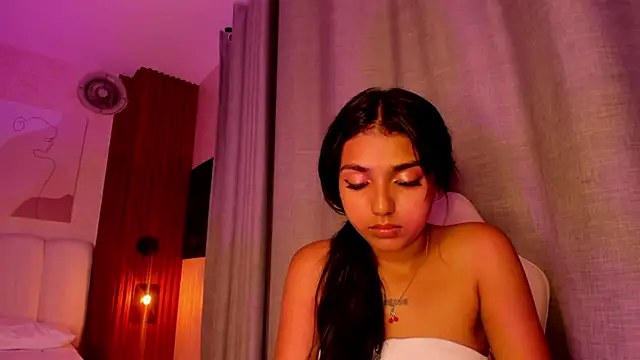 Jessgarcia  online show from 10/26/25, 11:05