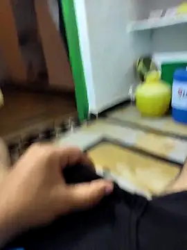 Snapshot of TeluguMuslimBoy chatting on 10/04/25, 05:11 TeluguMuslimBoy online show from 10/04/25, 05:11