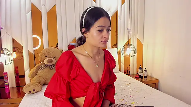 ValeriaPrado online show from 11/15/25, 09:32