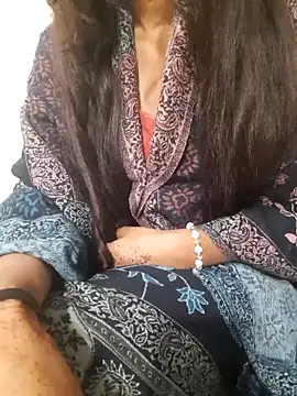 Aarti-kumri online show from 10/15/25, 10:21