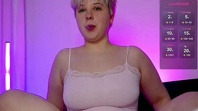 teyasunny online show from 10/26/25, 09:21