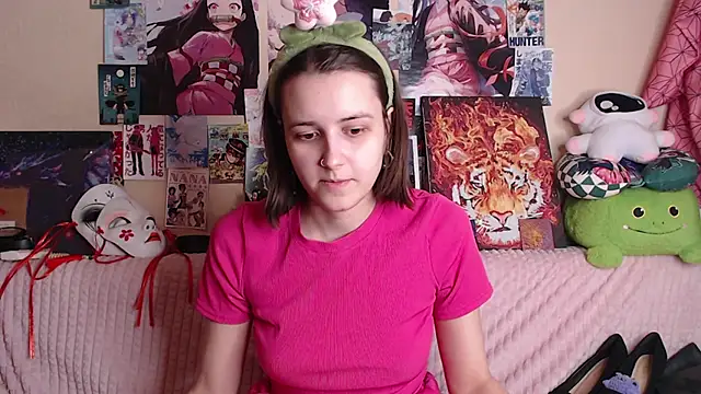 AliceChio online show from 11/08/25, 08:47