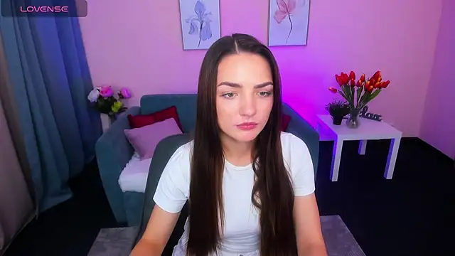 MyEllaLuvs online show from 09/17/25, 08:21