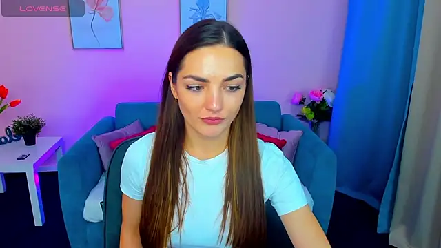 MyEllaLuvs online show from 09/25/25, 08:23