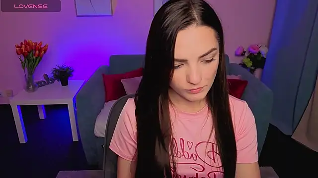 MyEllaLuvs online show from 10/01/25, 08:26