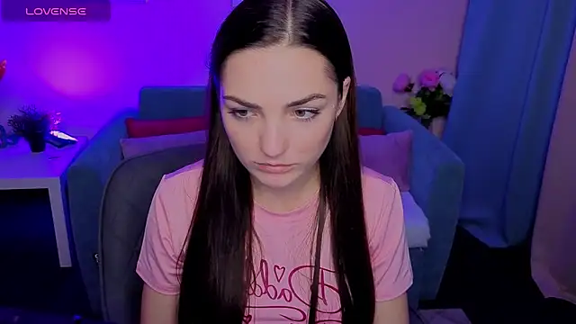 MyEllaLuvs online show from 10/04/25, 08:18